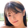“至福の果実”でグラビアDVDデビュー..