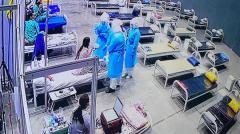 新型コロナ仮設病院で誕生日ケーキ、PPEの看護師さんが「ハッピーバースデー！」のイメージ画像