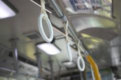 乗客が路線バス内に忘れた5万6000円入り財布 同じ席に座って持ち帰る…遺失物横領容疑で51歳無職男を逮捕 新潟・阿賀野市