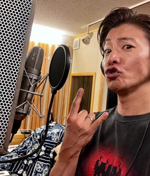 木村拓哉、侍のような集中力。ひとり空間で精神統一する姿が本格的