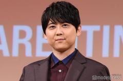 梶裕貴、長女との手繋ぎショットが話題「足取りがウキウキしてる」「撮ったのは彩奈ちゃん？」の声のイメージ画像