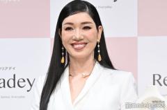 アンミカ、毎日実践している美脚ルーティン公開「参考になる」「真似します」と反響