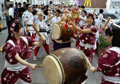 「小倉祇園太鼓」JR小倉駅前で打ち初め式、街中に太鼓や「ヂャンガラ」の音が響く…太鼓練習が解禁