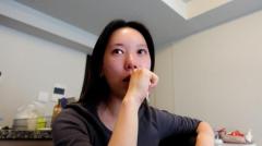 女性YouTuber、3人目の父の死去を報告し涙「会いたいと思ったことも1回もなかった」のイメージ画像