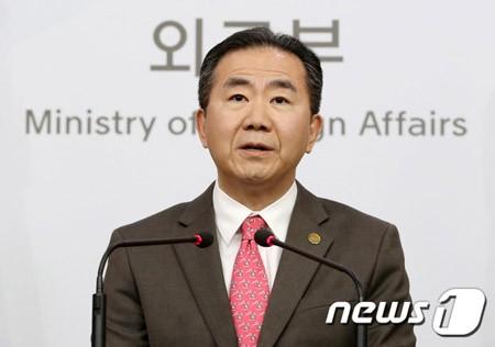 韓国、政府の「竹島発言」に抗議＝公使呼び遺憾表明