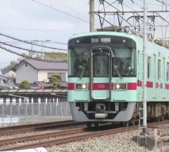 「腕は触りましたが、体までは…」通勤・通学ラッシュの列車内で19歳女子専門学生の上半身を触った疑い 25歳会社員の男を逮捕のイメージ画像
