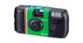人気再燃「写ルンです」の販売店と現..