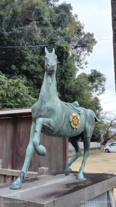 午年 とある社の神馬のイメージ画像