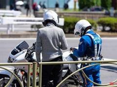 警察官が無免許運転か…約３か月前に“有効期限切れ” 取り締まり中の乗用車に追突した事故のイメージ画像