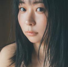 異例のダウンロード数で大注目！女性芸人が1st写真集を発売「とてつもなく綺麗に撮っていただきました」