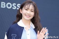 久間田琳加、キャミコーデで映画館へ 推し活ショットに反響「変装しなくて大丈夫？」「透明感レベチ」と反響のイメージ画像