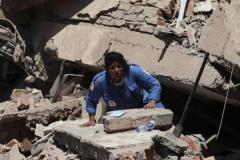 コロンビアの大地震、240人が死亡、3000人が行方不明のイメージ画像