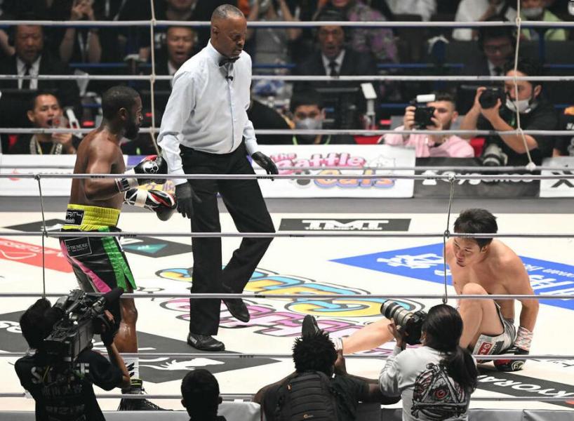 🏃🏾【超rizin】メイウェザー、朝倉未来に2回終了間際のtko勝ち、カミソリパンチで格の違い スポーツニュース掲示板｜2レス｜爆サイ