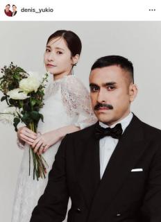 デニス植野行雄、女優・比嘉梨乃と結婚発表「ケバブよりアツアツなご縁に包まれまして」