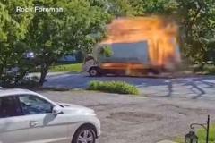 なぜ？イリノイ州で走行中のトラックが爆発、衝撃波で家屋が損傷【動画】のイメージ画像
