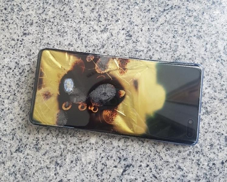 韓国『Galaxy S10 5G』が自然発火 ｻﾑｽﾝ「製品には問題ない」