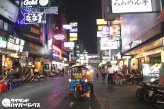 昔ながらの日本人街「タニヤ通り」、タイ英字紙がバンコクにおける日本の縮図として再評価