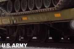 「ファウチとビル・ゲイツを吊るせ！」米陸軍の列車車両に書かれるのイメージ画像