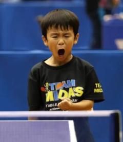鈴木勇翔、中村虹希らが決勝トーナメント進出＜卓球・全農杯全日本ホカバ2025・バンビ男子＞