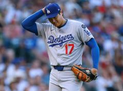 ドジャース、4連敗で地区2位転落大谷翔平は2年ぶり古巣登板で5回途中4失点先制点演出の12戦連続安打も勝利繋がらず