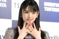 道重さゆみ、ミニ丈ルームウェアで美脚披露 寝そべりショットに「可愛すぎ」とファン悶絶
