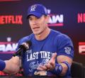 WWEの人気レスラー、“無許可撮影”のファンに注意促すシーンが話題に