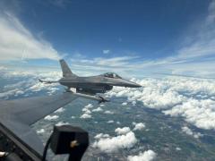 タイ空軍、ターク県国境付近でF-16を緊急発進～高速機接近を受け対応のイメージ画像