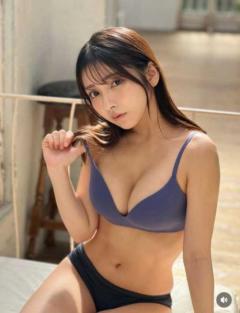 “圧倒的顔面偏差値”十味、表紙で見せた“盛れ盛れショット”でファンを魅了「かわいい」「美しすぎる」のイメージ画像