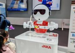「中国ブランドデー」初のロボット専用エリア、高度な技を競うのイメージ画像