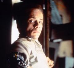「チャイルド・プレイ」チャッキー役の俳優が死去、警察の捜査受けていたのイメージ画像