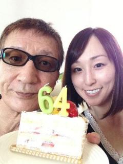 やしきたかじんさん妻・さくらさん、元ジャニーズ・手越祐也と手を組んでいた!? 『殉愛』騒動後に華原朋美マネジャーも！