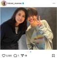 高橋ひとみの隣で満面の笑み！timelesz..