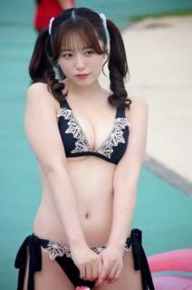 まさに“グラビア界の至宝”！西野夢菜、プールサイドで魅せたビキニ×ツインテール姿にファン釘付けのイメージ画像