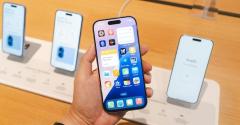 ついにガラケー終焉？スマホ出荷比率が96.7％に達し、3,000万台を突破【ＭＭ総研調べ】のイメージ画像
