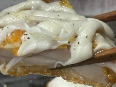 大バズり中のファミチキチーズ、40％増量中のスパチキでやってみた……確かに悪魔との契約だわ