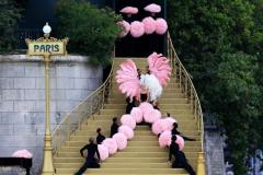 レディー・ガガ「パリ五輪」開会式幕開け飾る Dior衣装まとい登場のイメージ画像