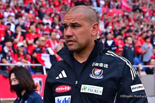 J2降格経験なしの横浜FM、キスノーボ氏が正式に監督就任「ともに闘いましょう」