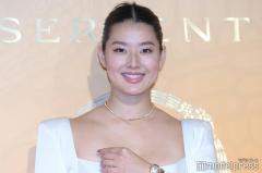すみれ、ビキニ姿で美ボディ大胆開放「セクシー」「健康的で綺麗」の声