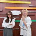 三四郎・相田周二、指輪のサイズ測定..
