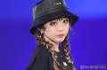 みりちゃむ、ノースリーブ×メガネで..