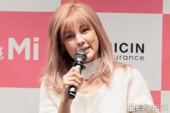 梅宮アンナ、夫との京都訪問時の夫婦ショット公開「仲睦まじい」「素敵なご夫婦」のイメージ画像