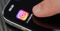 インスタグラム「ストーリー」を上げ..