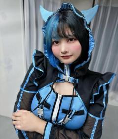 美人グラドル“1ヶ月半で15kg減”自撮り写真に「すごい」「相当な努力」の声