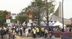 「東京レインボープライド」 約1万5000人がパレード参加
