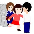 日本で列への割り込みとがめられ？ 中国人女性が怒鳴り散らす