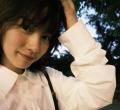 のん、ナチュラルな休日の“ミニ丈私服”に「激カワ」「足綺麗」と反響