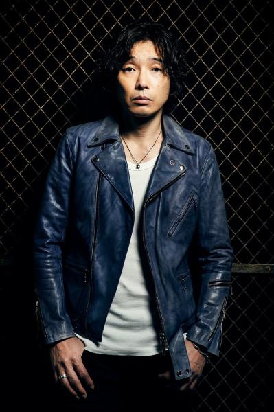斉藤和義、新曲「寝ぼけた街に」を企業ムービーへ書き下ろし提供！