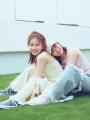 畑芽育＆莉子、素肌輝くユニットコーデ披露