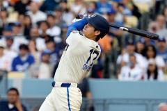 ドジャース・大谷翔平が日本人選手初の通算250本塁打達成！首位攻防戦で24号＆25号、今季3度目の1試合2発のイメージ画像