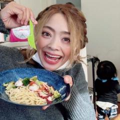 伝説のヤマンバギャル・あぢゃ、第3子出産発表「信じられなくてもう涙が止まらず」